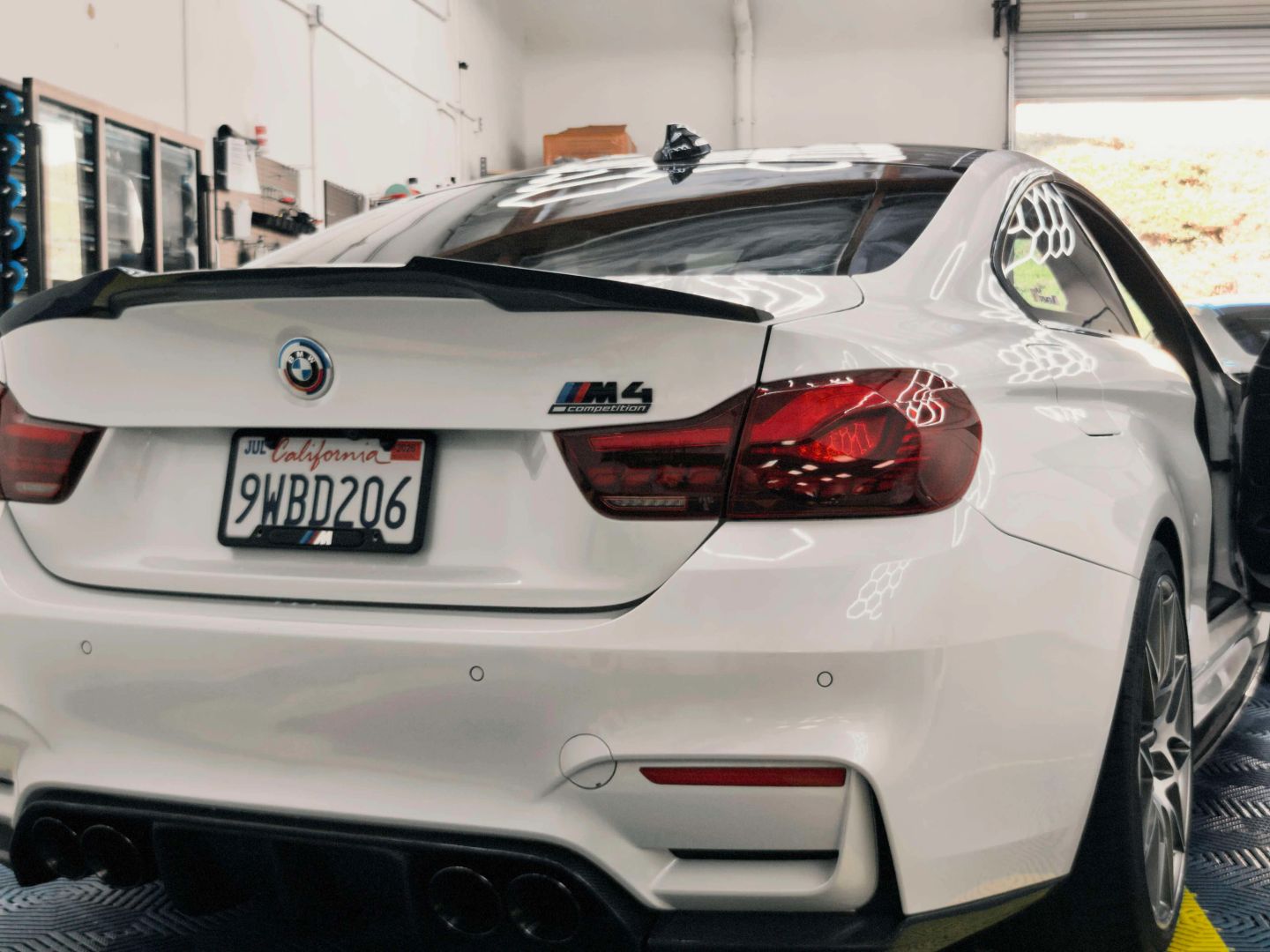 bmw m4 coupe 2017 WBS3R9C31HA014310 image bmw m4 coupe 2017 WBS3R9C31HA014310 image